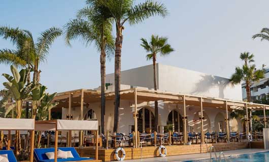 Profesionalhoreca, pool club Solana en el hotel ME Marbella
