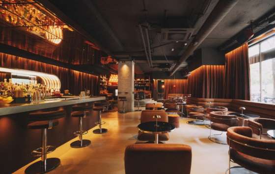 Profesional Horeca, interior de la coctelería Snake Bar, en Madrid