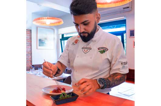 Profesional Horeca, El chef canario Kevin Díaz (Casa Lucita, Muriedas, Cantabria) participa en Miniature Pintxos Congress