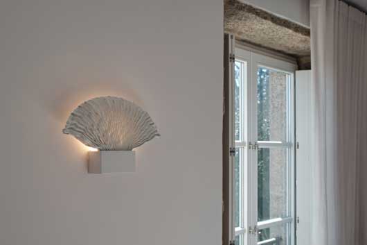 ProfesionalHoreca, lámpara de la habitación del Hotel Gaio 7 en Santiago de Compostela diseñado por PF1 Interiorismo Contract