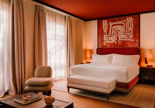 Profesional Horeca, habitación del hotel Palacio de Godoy Cáceres, Curio Collection by Hilton