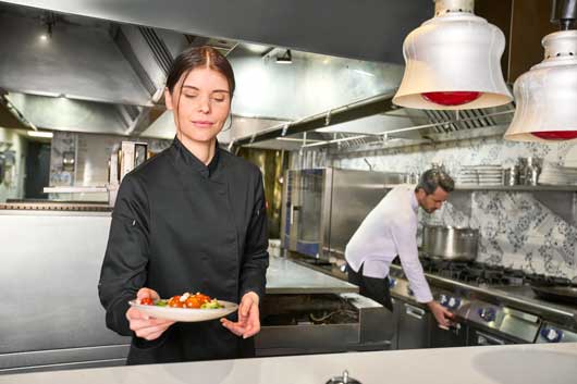 Profesional Horeca, chaqueta de cocina Shift, de Velilla. Uniformes de hostelería