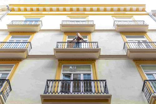 ProfesionalHoreca, Fachada del hostal Camila, en Valencia.Camila Hostels By Salomon Hospitality