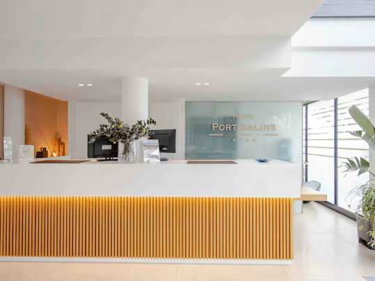 Profesional horeca, Hotel Port Salins, establecimiento de Pierre & Vacances en Empuriabrava, Girona