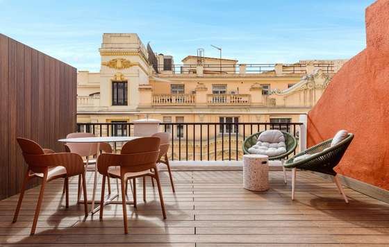 Profesional Horeca- terraza del hotel Petit Palace Puerta del Sol, Madrid