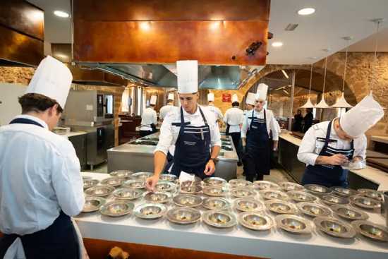 Profesional Horeca, cocina del restaurante Aponiente