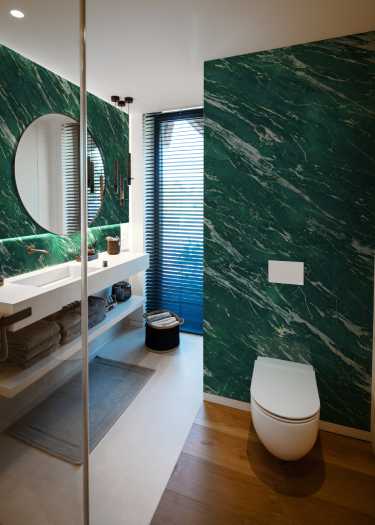 Profesional Horeca, revestimiento Marbre Vert Brillant de Grosfillex
