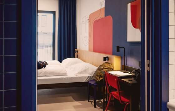 Profesional Horeca- habitación del Meininger Hotel Barcelona Fira Gran Via