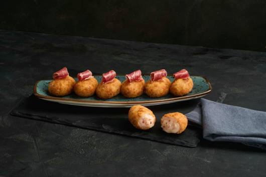 Profesional Horeca, Croqueta Signature de jamón Ibérico y leche fresca, de Maheso