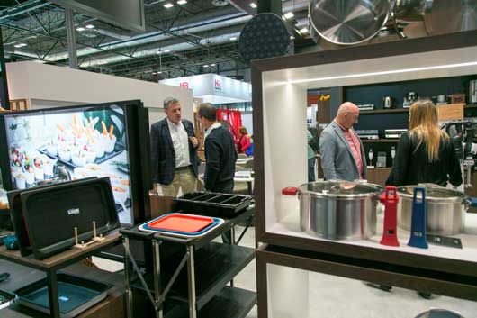 Profesional Horeca, stand de menaje en la feria Guext