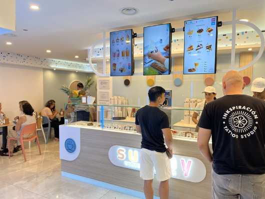 Profesional Horeca, local de la franquicia Summy Yogurt Experience