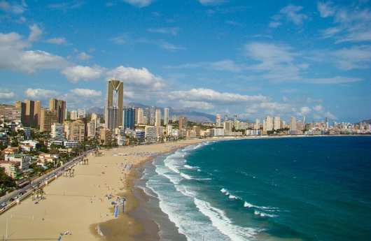 Profesional Horeca, playa y skyline de Benidorm, Comunitat Valenciana, Hosbec