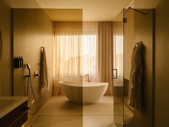 Profesional Horeca - baño de habitación del hotel Rivelian Grand Menorca