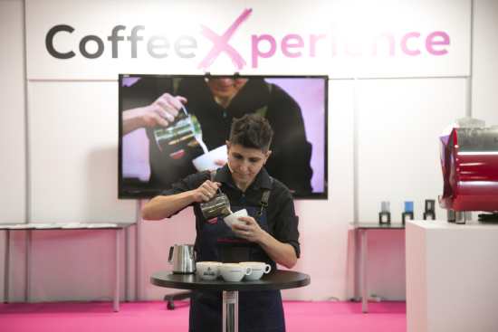 Profesional Horeca, demostración barista en la feria Guext 2026