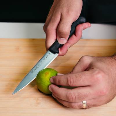 Profesional Horeca, cuchillo de la serie Cook de 3Claveles